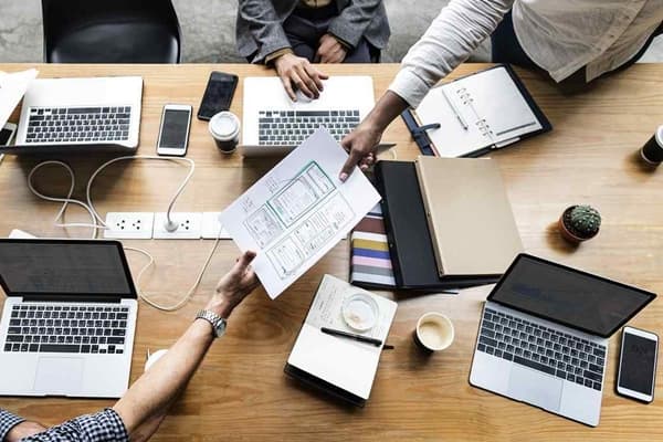 tim jasa izin edar sedang bekerja